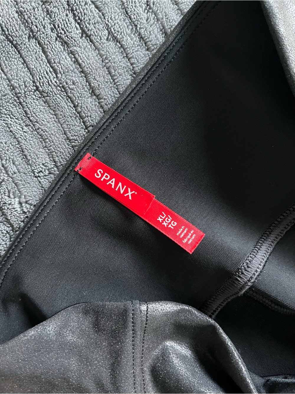 SPANX Shiny Black Faux-Leather High-Rise Leggings - Picture 4 of 4